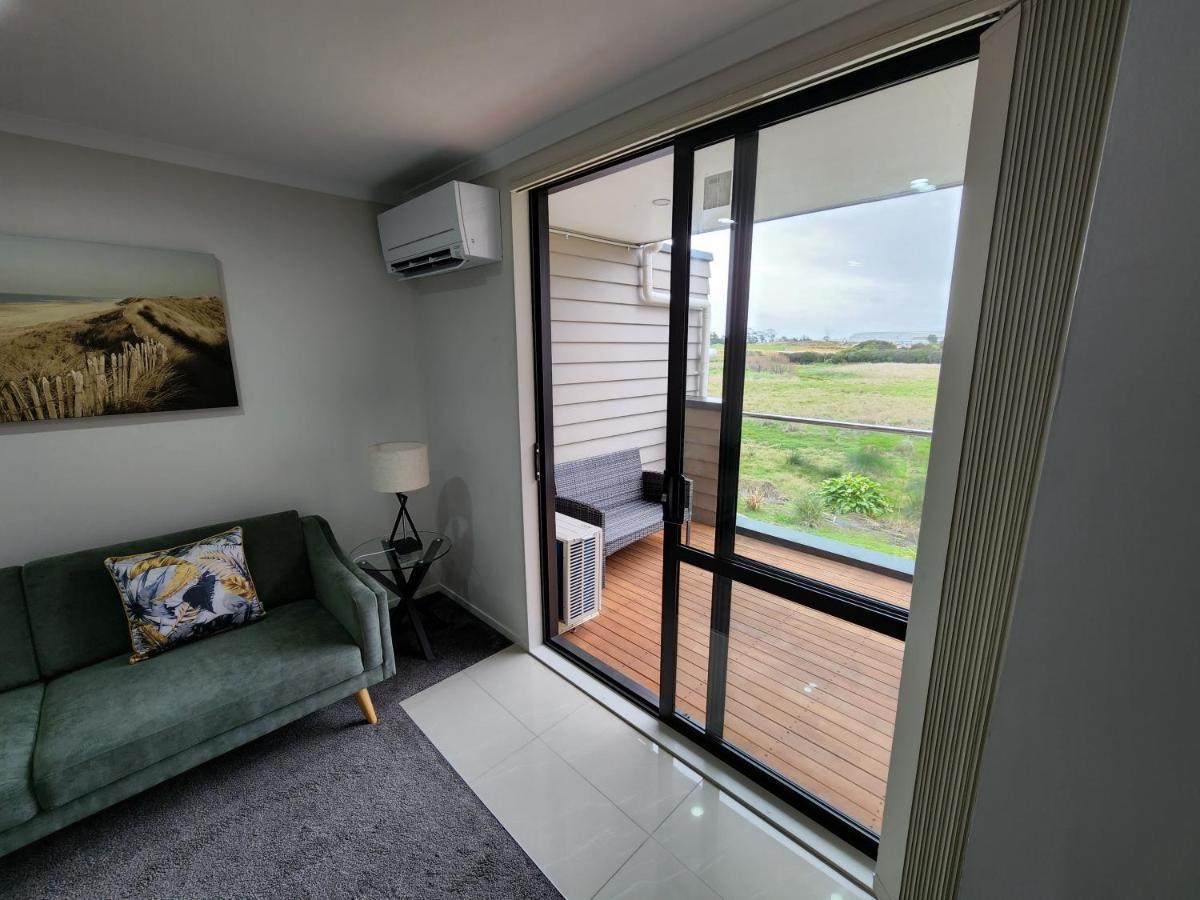 On Wallson Auckland